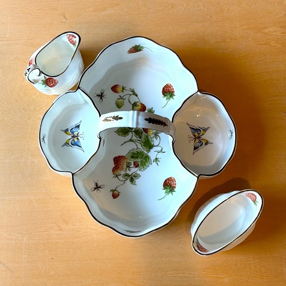 Vintage Coalport Bone China Strawberry Basket With Creamer And Open Sugar Bowl